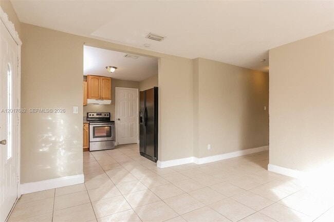 Building Photo - 4030 NW 8th Terrace
