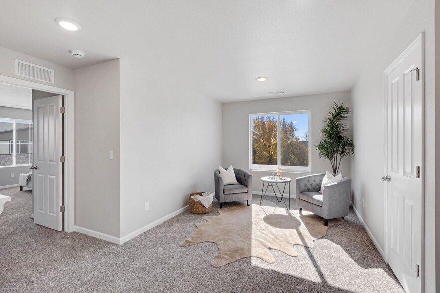 Building Photo - 1440 Coral Pl