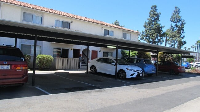 Building Photo - One bedroom Condo in Chula Vista