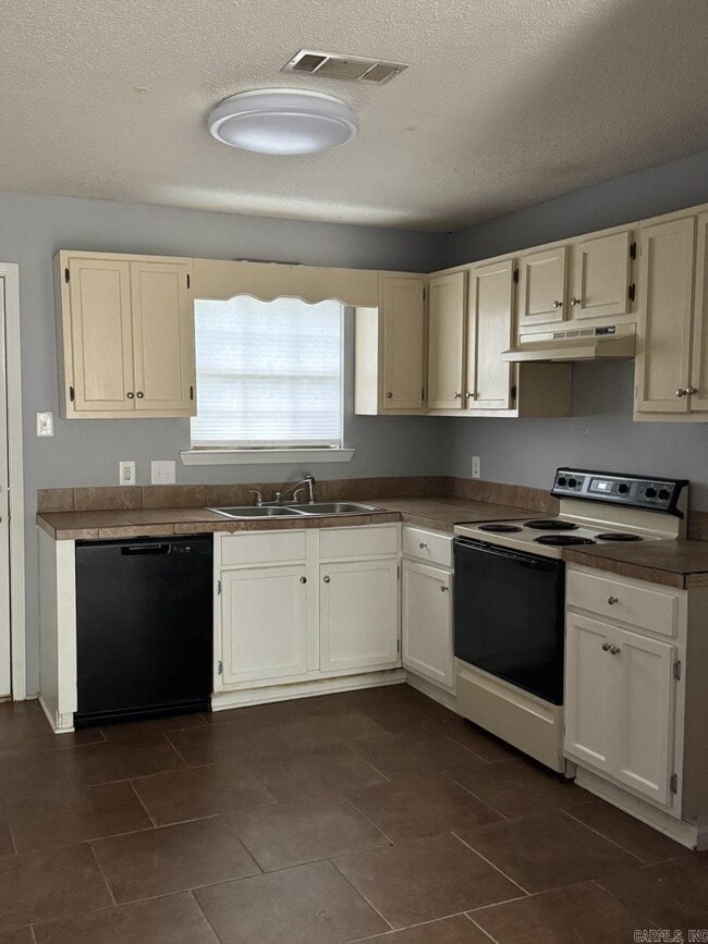 Building Photo - 72 Pinto Trail