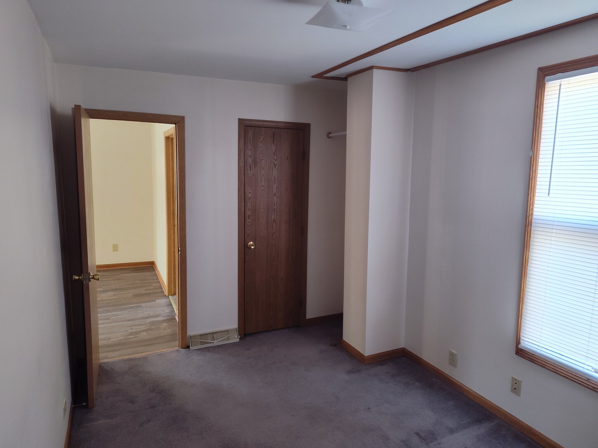 Bedroom - 26 N Center St