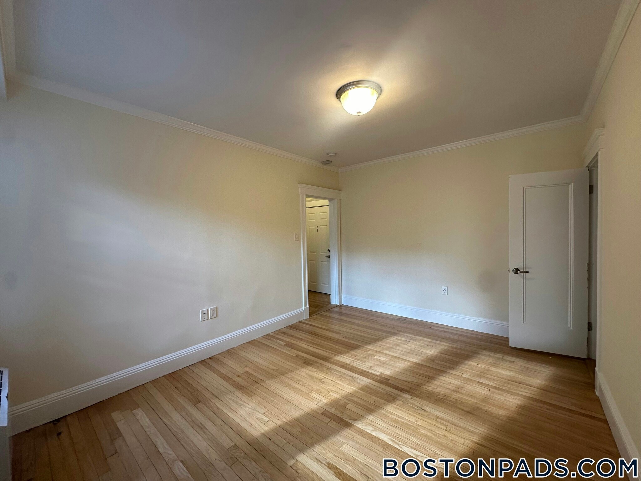 Building Photo - 24 Chauncy St