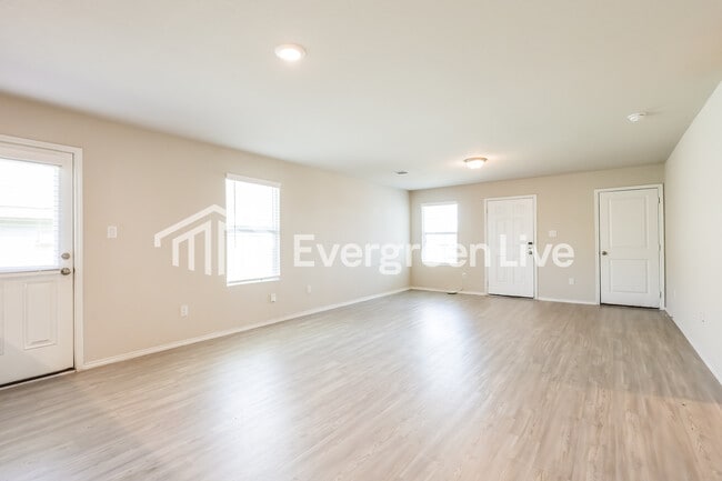 Building Photo - 6419 Pickaxe Way