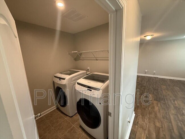 Building Photo - 2932 Murray Rdg Trl