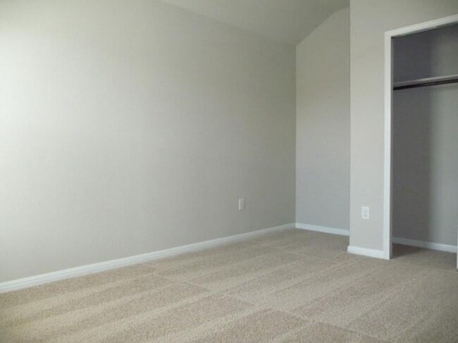 Building Photo - 18409 Bandelier Dr