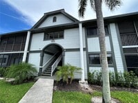 Building Photo - 468 NE 206th Ln