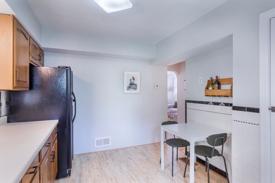 Building Photo - 5628 Welmering Dr