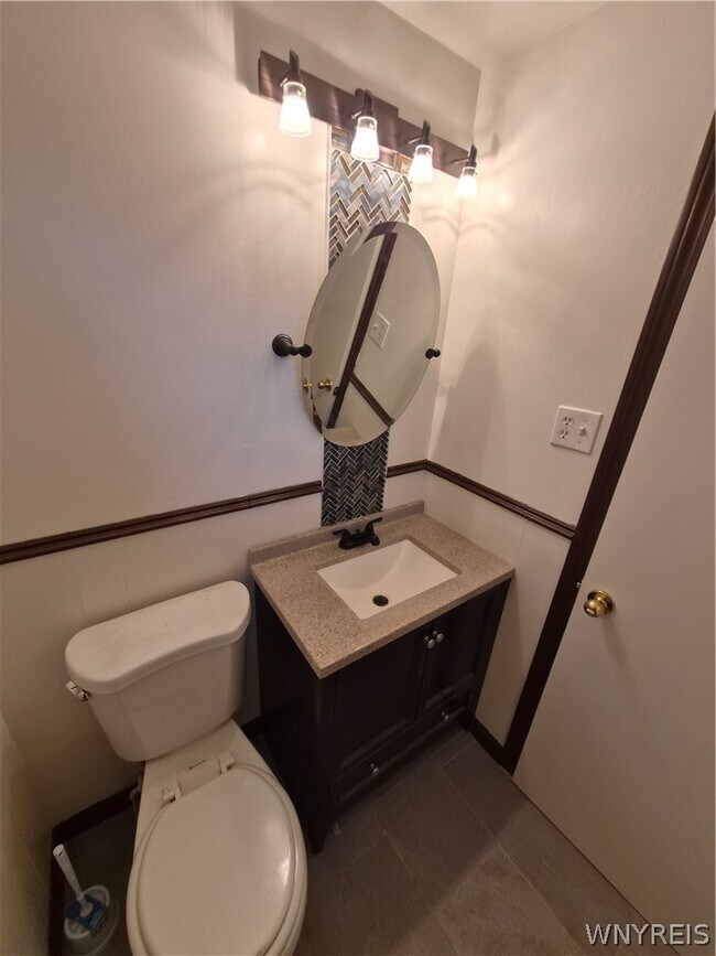 Building Photo - 210 Culpepper Rd