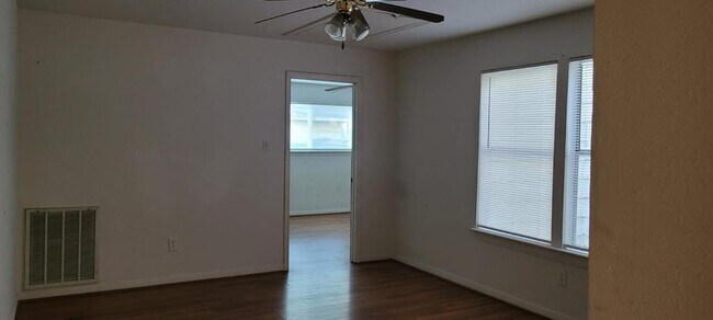 Building Photo - 12286 Wild Pine Dr