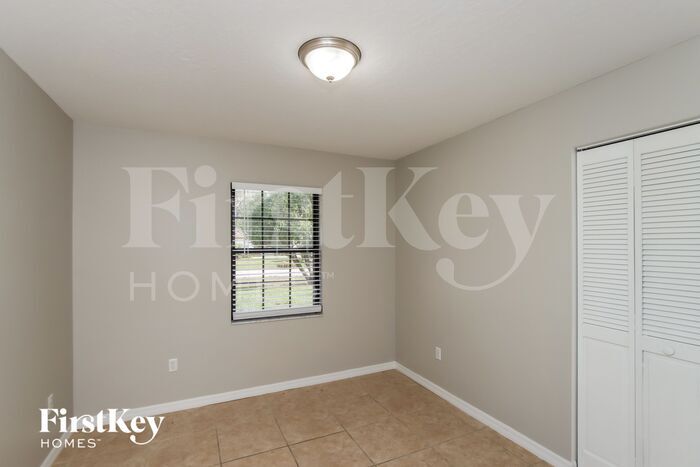 Building Photo - 419 Seahorse Cir SE