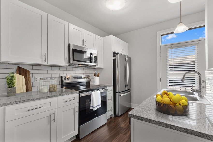 Building Photo - CityWay