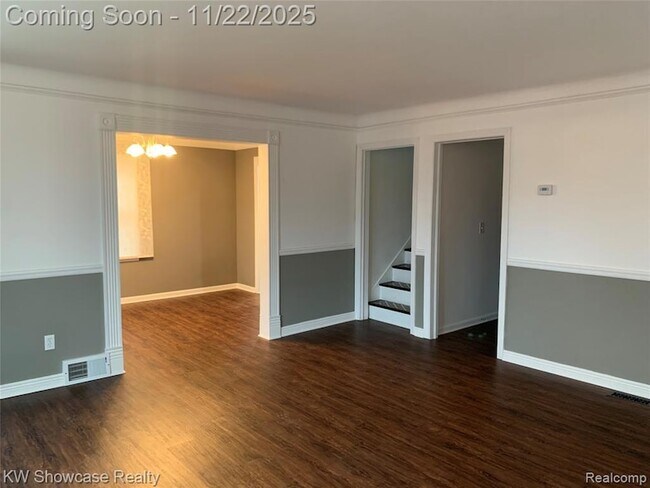 Building Photo - 462 Algene St