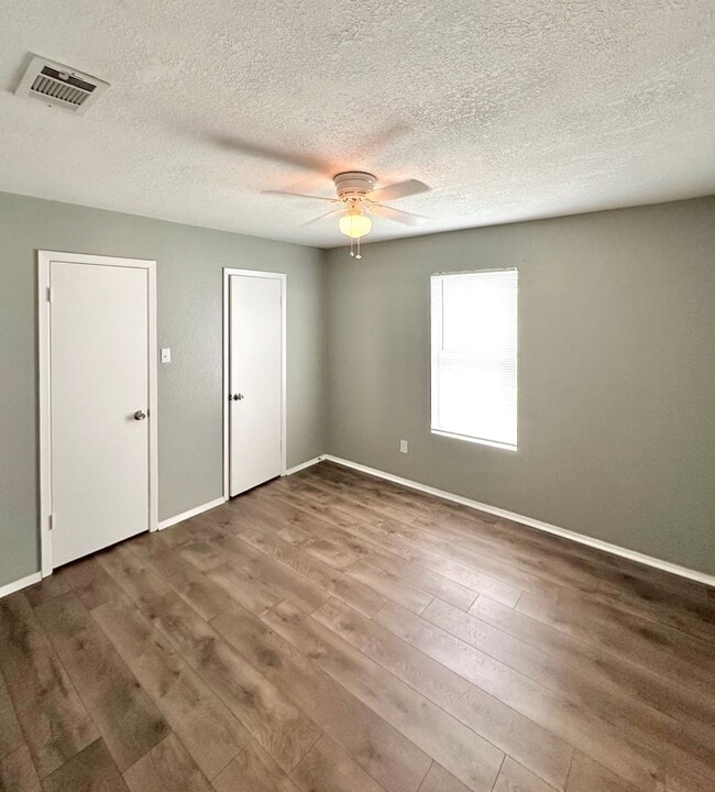 Building Photo - AVAILABLE NOW; APPLY TODAY AT OUR WEBSITE!!!