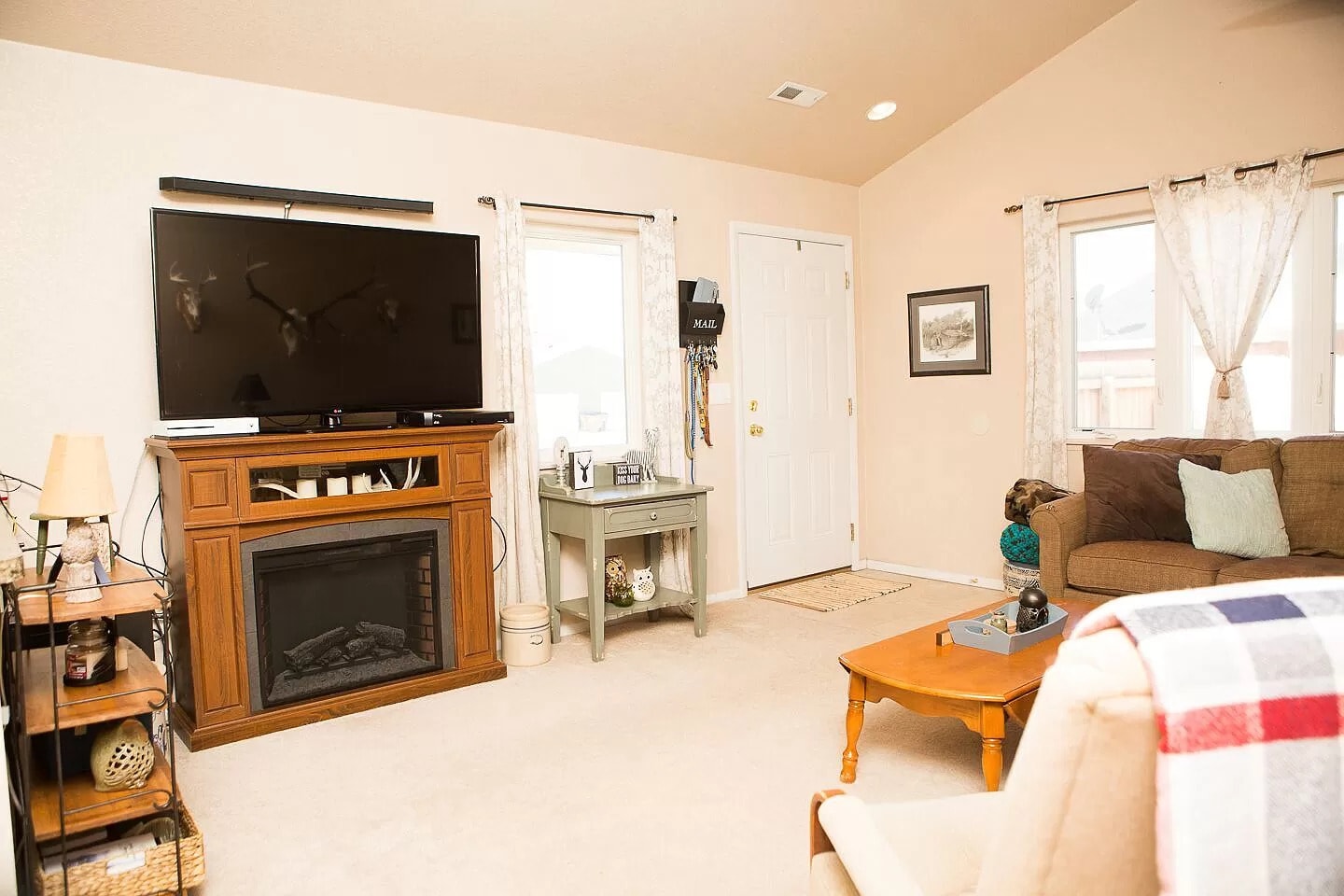 Building Photo - 1135 Boswell Dr