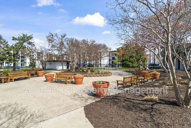 Building Photo - 60 S Van Dorn St