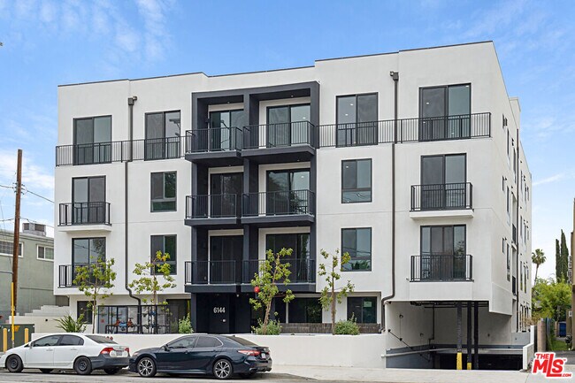 Building Photo - 6144 Whitsett Ave
