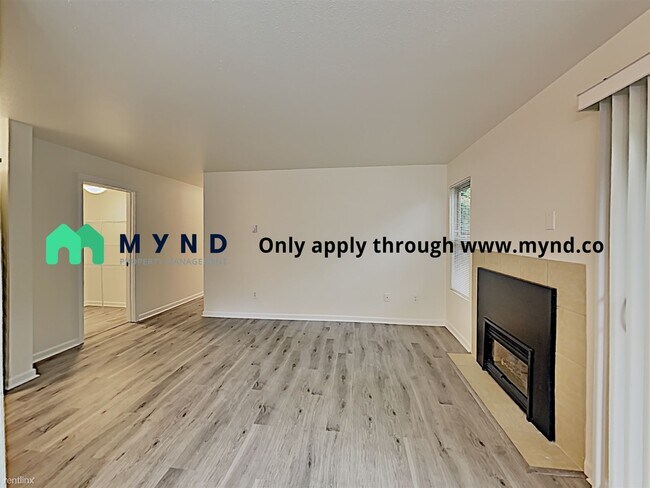 Building Photo - 9805 Avondale Rd NE