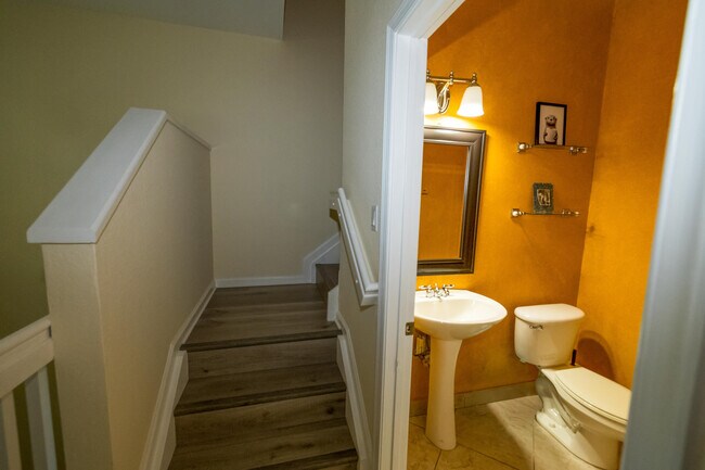 Building Photo - 4574 Danson Way