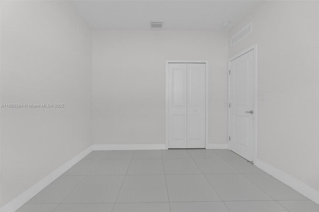 Building Photo - 19447 SW 124th Ave