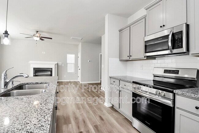 Building Photo - 9054 Stoney Waters Ct