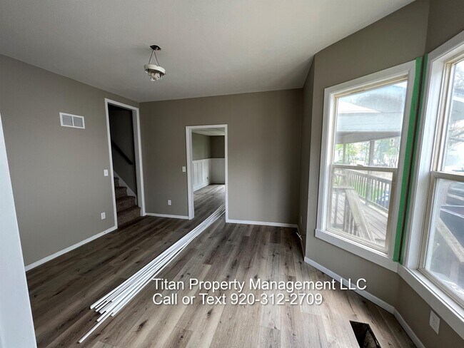 Building Photo - 757 Woodland Ave