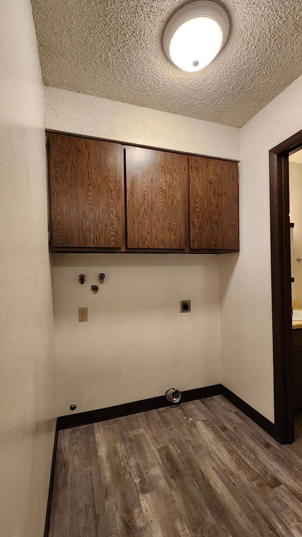 Building Photo - PUL1007