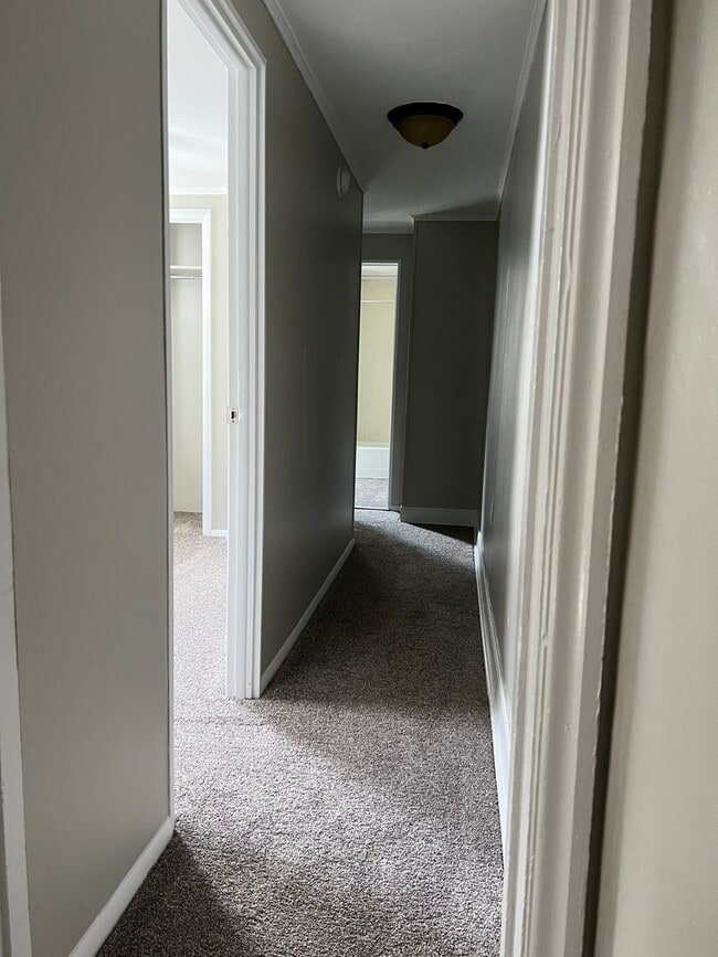 Building Photo - 2 possibly 3 Bedroom  Home In Carlisle wit...