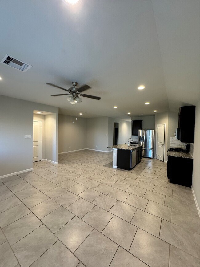 Building Photo - 7527 Flintrock Hollow Trail