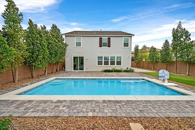 Building Photo - 3228 Brescia Bank Ave