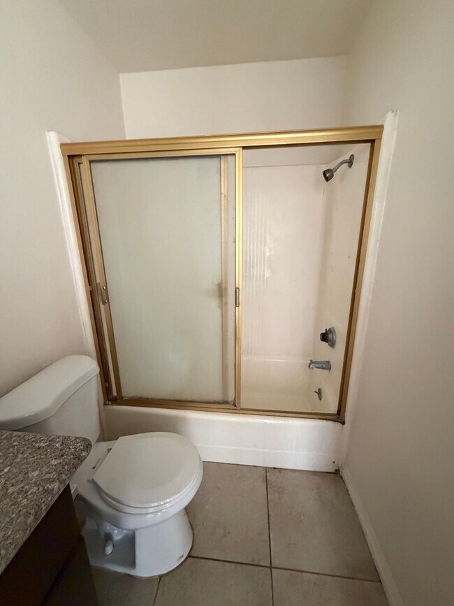 Building Photo - Beautiful Condo in Serene Montebello HOA Community – Pool, Spa & Prime Location