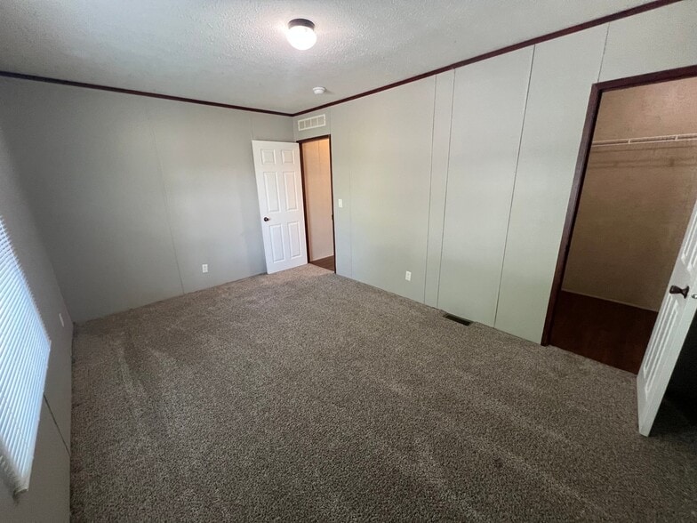 Building Photo - 191 Peach St