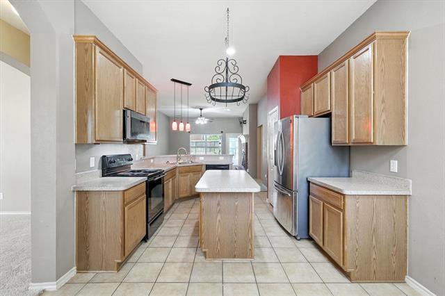 Building Photo - 6012 Parkplace Dr