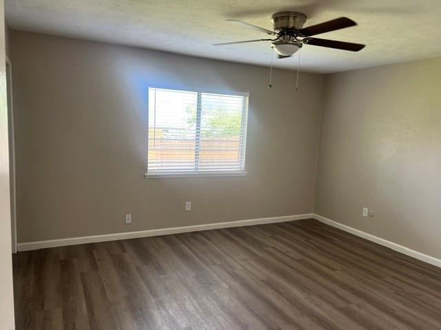 Building Photo - 6925 Glenhurst Dr