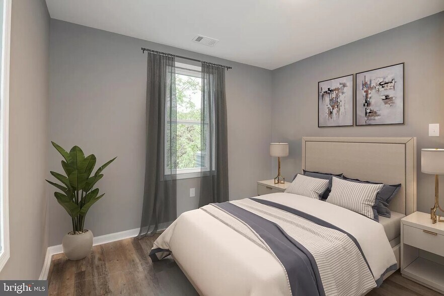 Building Photo - 207 S 49th St