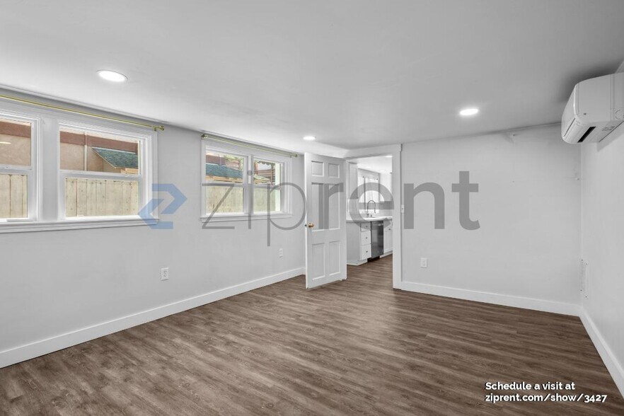 Building Photo - 29 Mariposa Rd