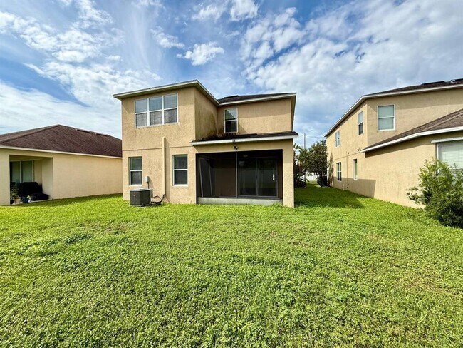 Building Photo - 7127 Nightshade Dr