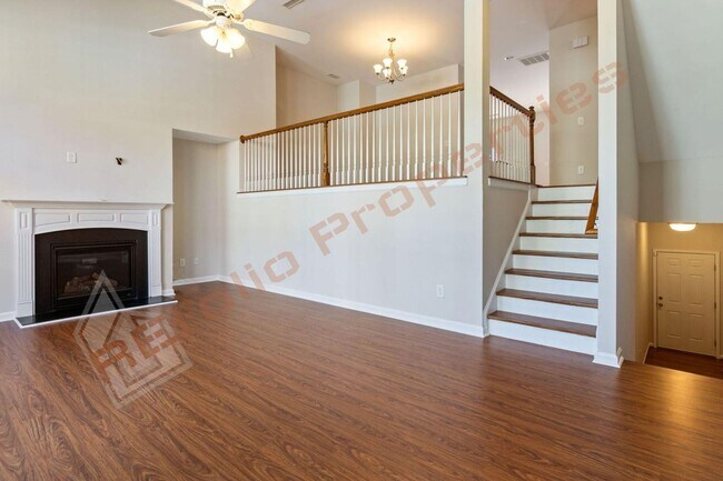 Building Photo - Luxury 3-Story Townhome, No Carpet 4 Bedro...