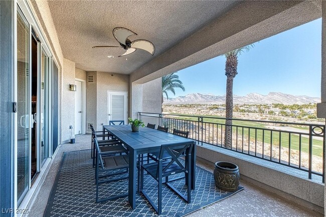 Building Photo - 9216 Tesoras Dr
