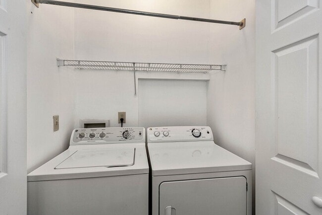 Building Photo - COMING SOON.... FULLY FURNISHED 2BR CONDO ...