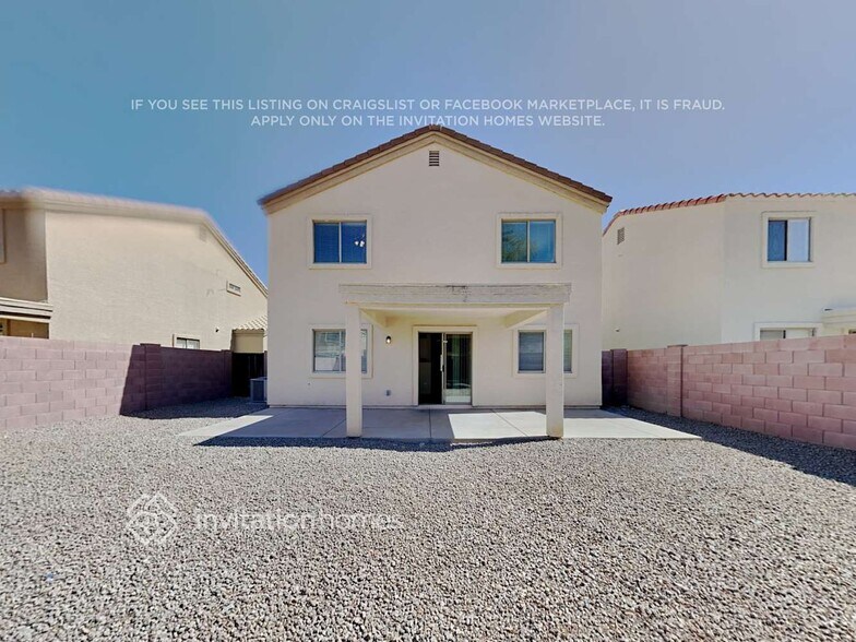 Building Photo - 3130 W Wayland Dr