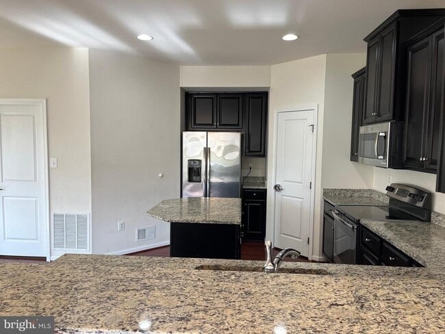 Building Photo - 26 Tollerton Trail