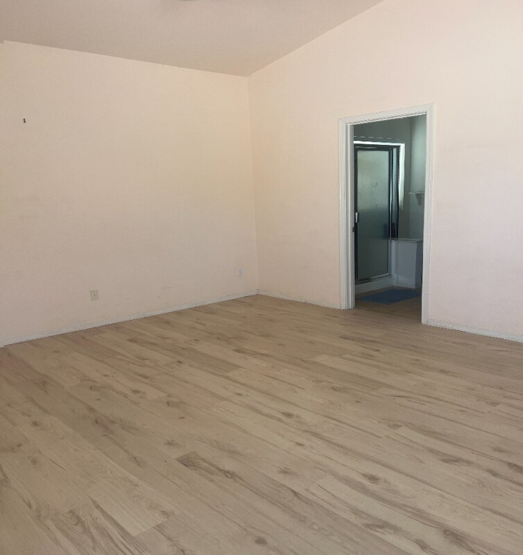 Building Photo - 5360 N Placita Los Arbustos