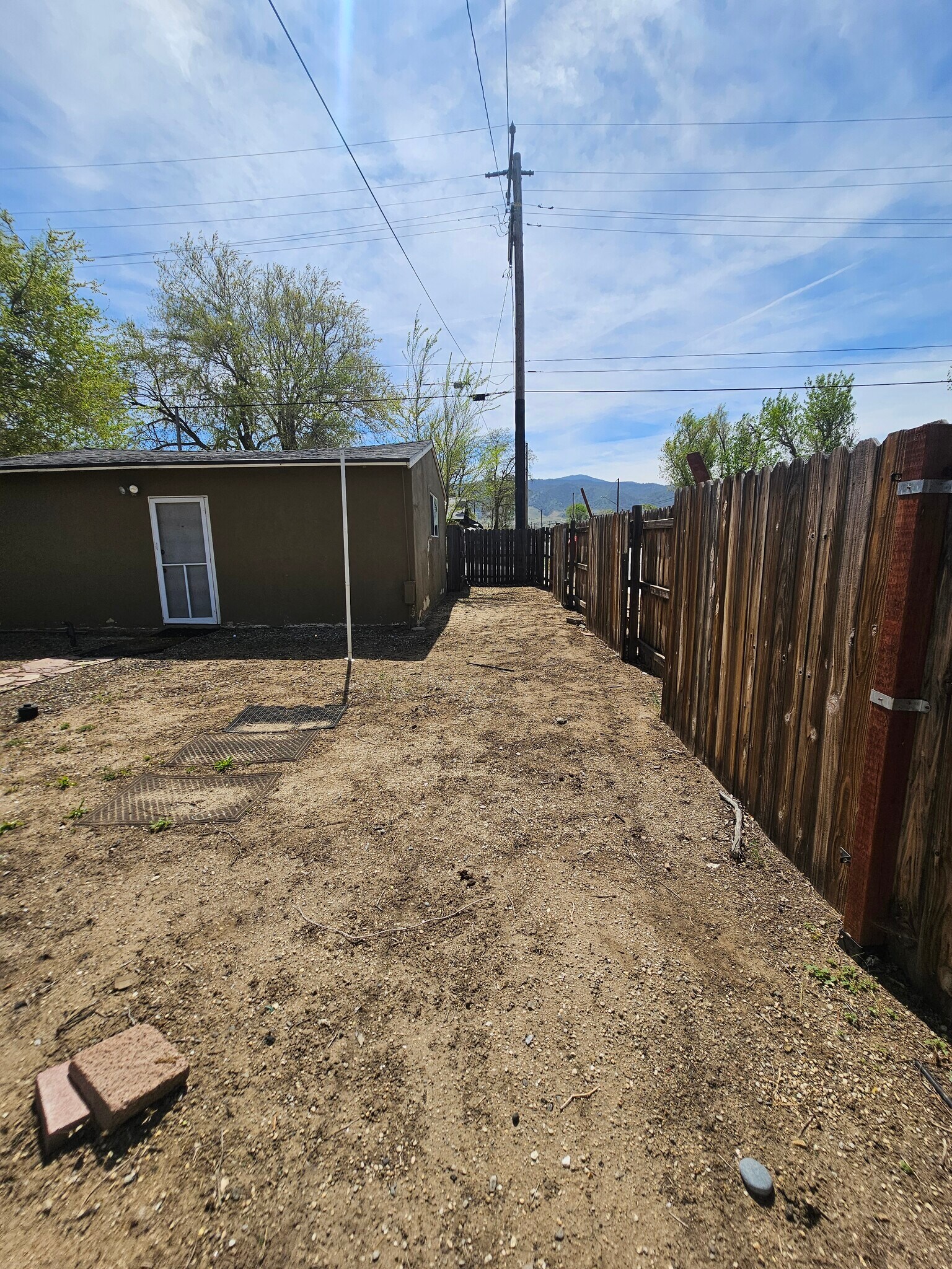 Building Photo - 228 W E St