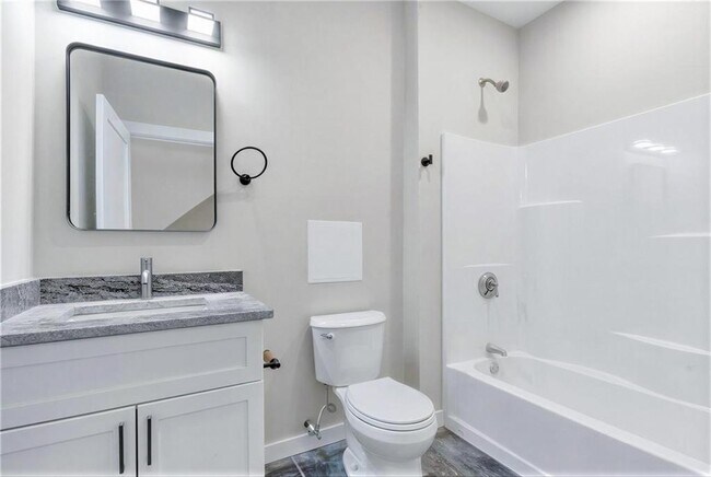 Building Photo - 72 Kendrick Ave