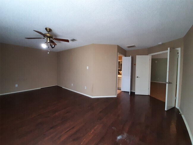 Building Photo - 25531 Chapel Ridge Ln