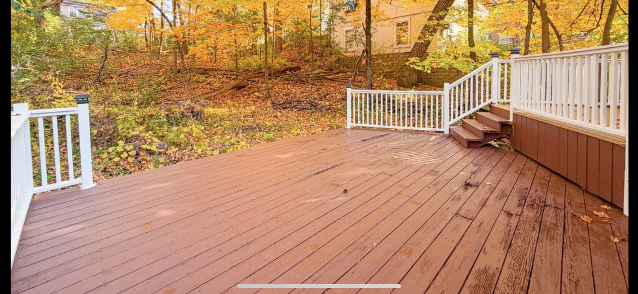 Building Photo - 573 Maple Sq