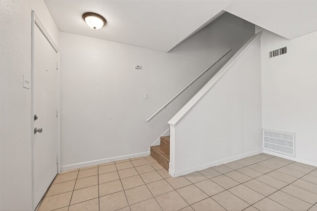 Building Photo - 12519 Ashford Meadow Dr