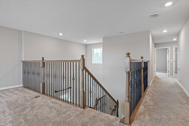 Building Photo - 10437 SW Captiva Dr