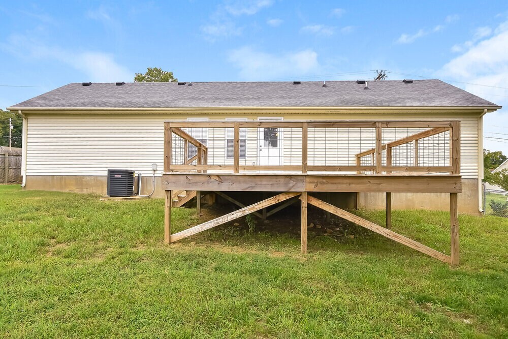 Building Photo - 535 Wildwood Dr