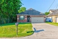 Building Photo - 3002 Arkansas Ave